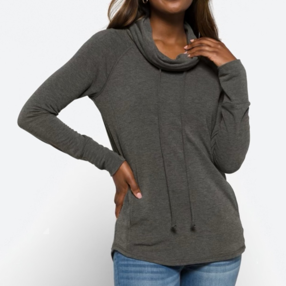 Long sleeve casual cowl